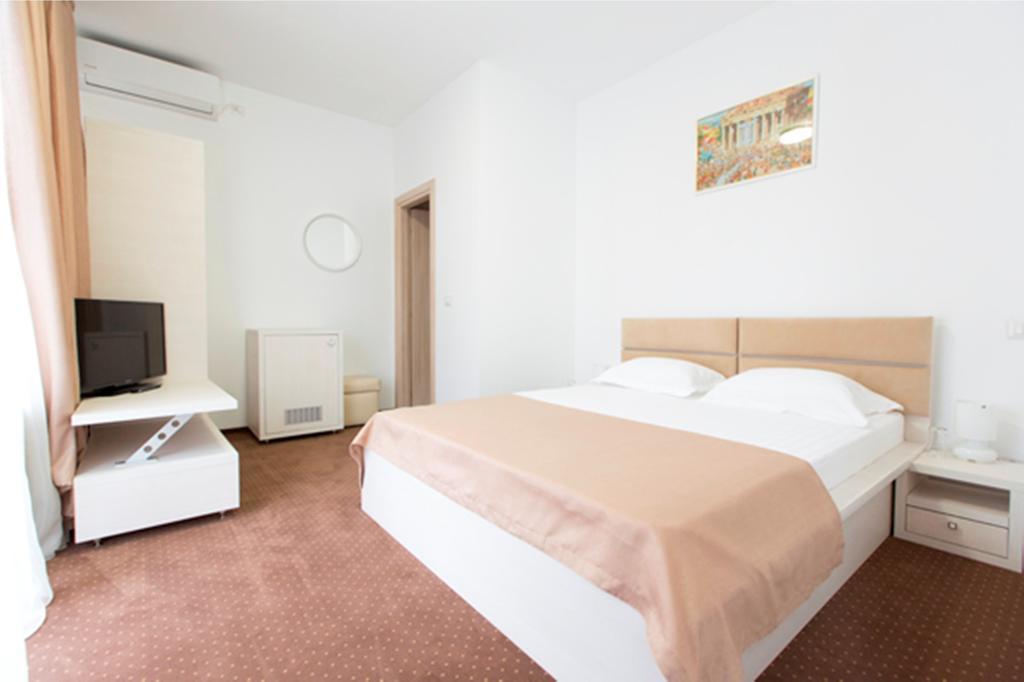 Hotel Thomas Bucureşti Eksteriør bilde